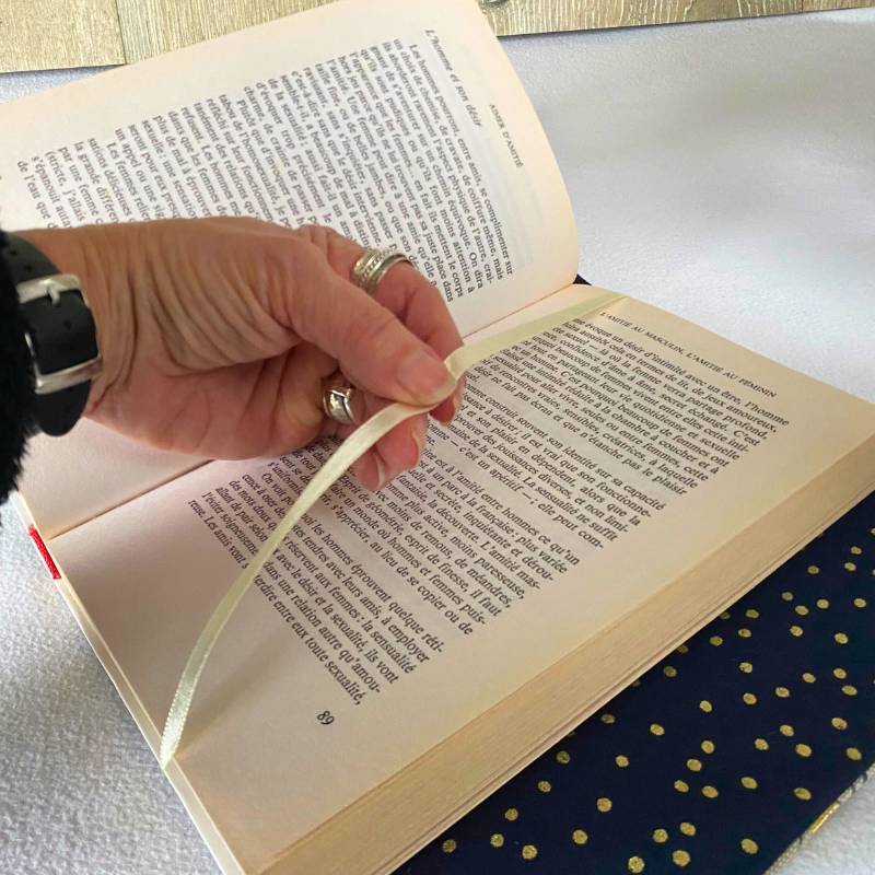 Protège-livre pour roman (broché) avec marque-page intégré – Image 3