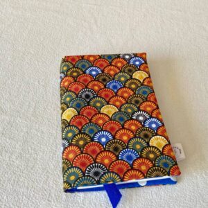 protege livre de poche motif suri